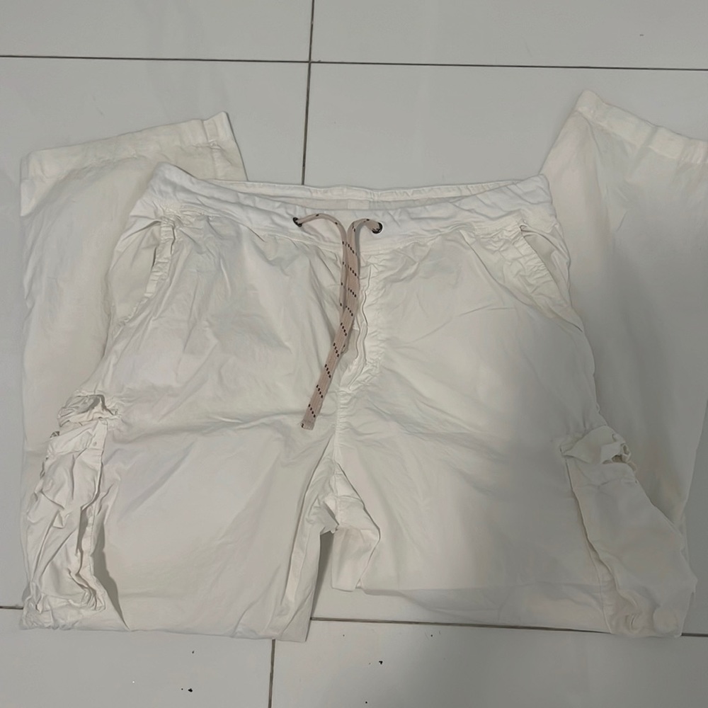 GUC James Perse Sz 3 (large) lightweight white cargo pants